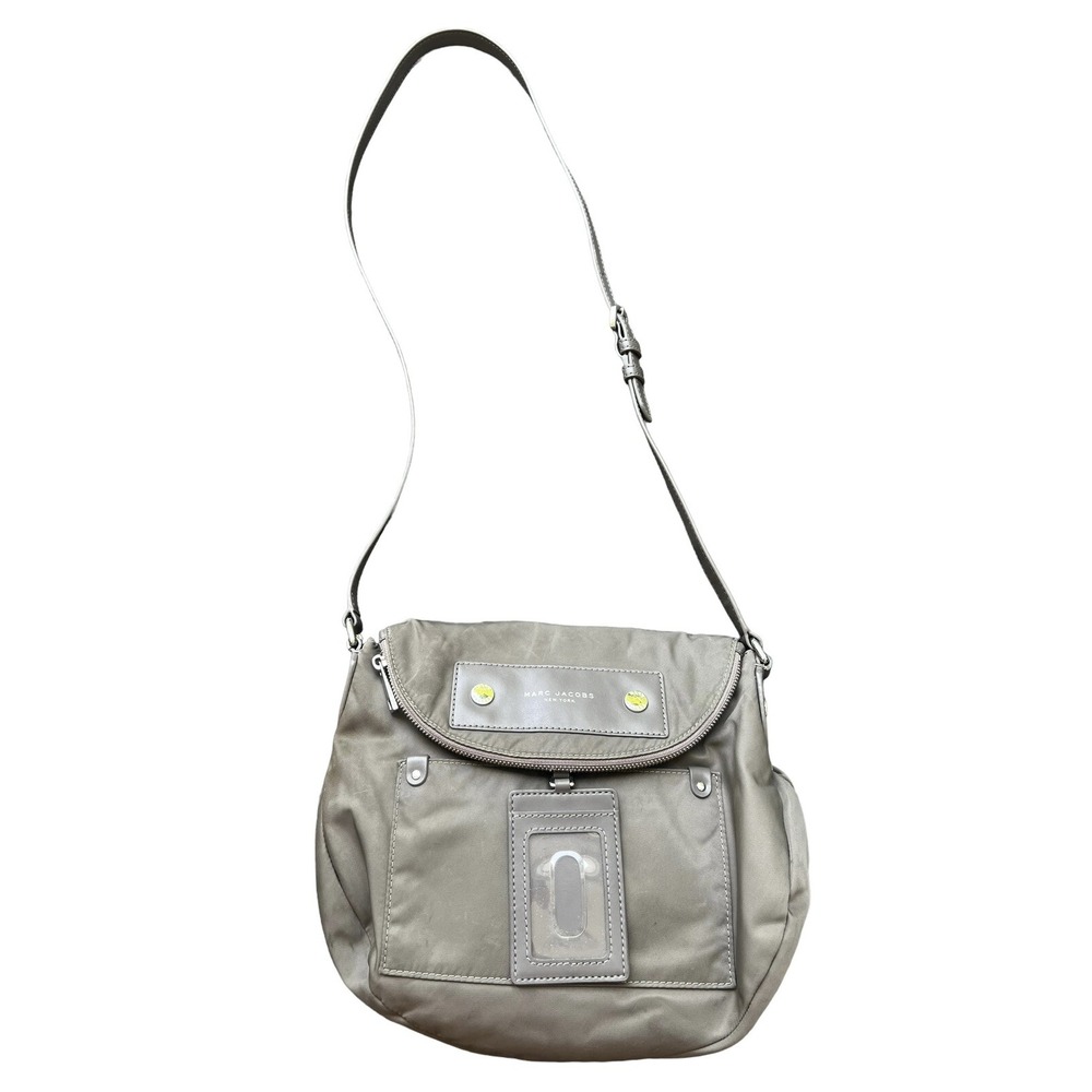 Marc By Marc Jacobs‎ Preppy Natasha Black Nylon Crossbody Shoulder Bag Taupe